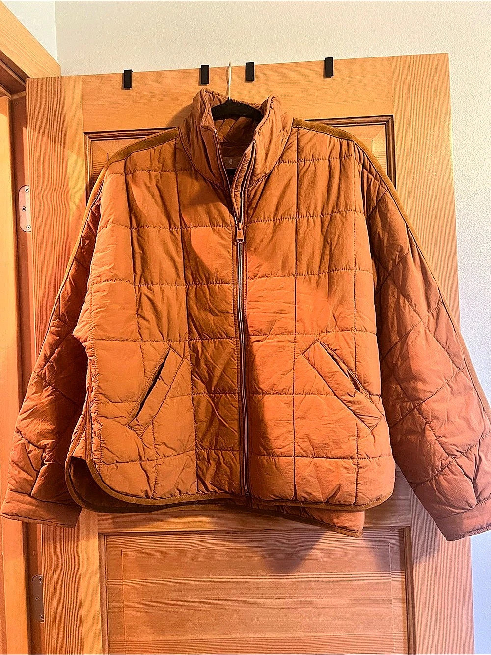 Free People Quilted Puffer Jacket rust color. Size Medium.